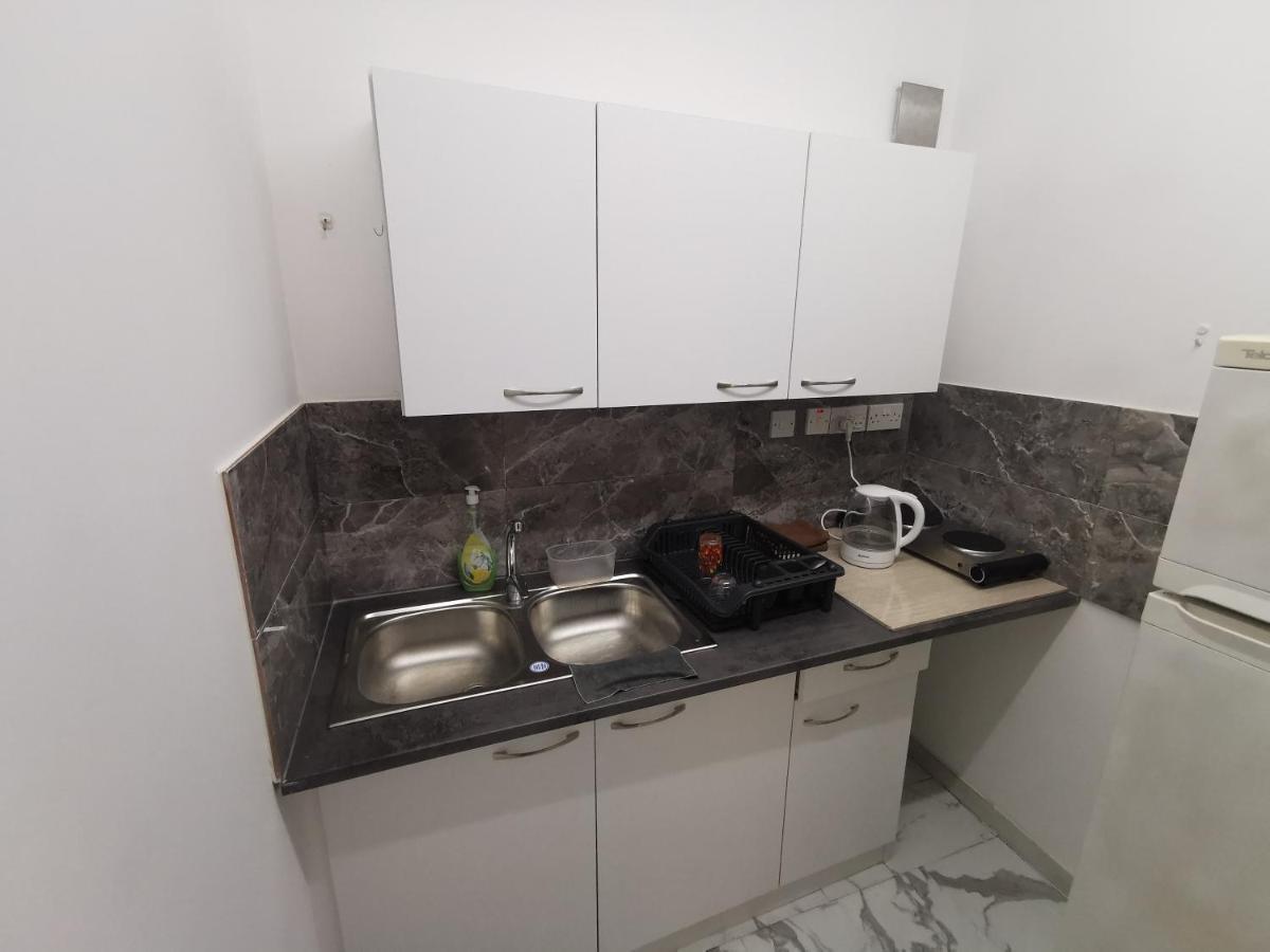 Lovely Cozy Apartment In The Entrance Of Nicosia Aglantzia Extérieur photo