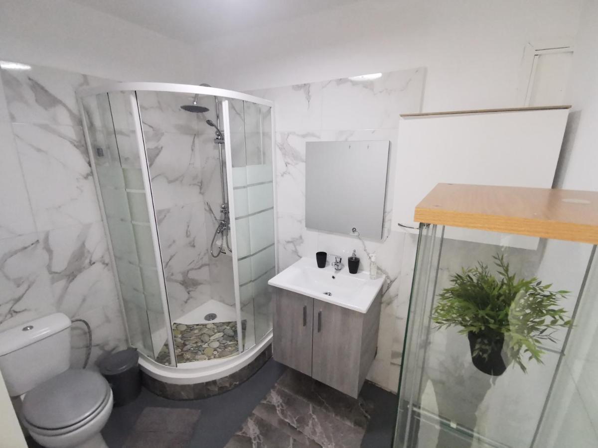 Lovely Cozy Apartment In The Entrance Of Nicosia Aglantzia Extérieur photo