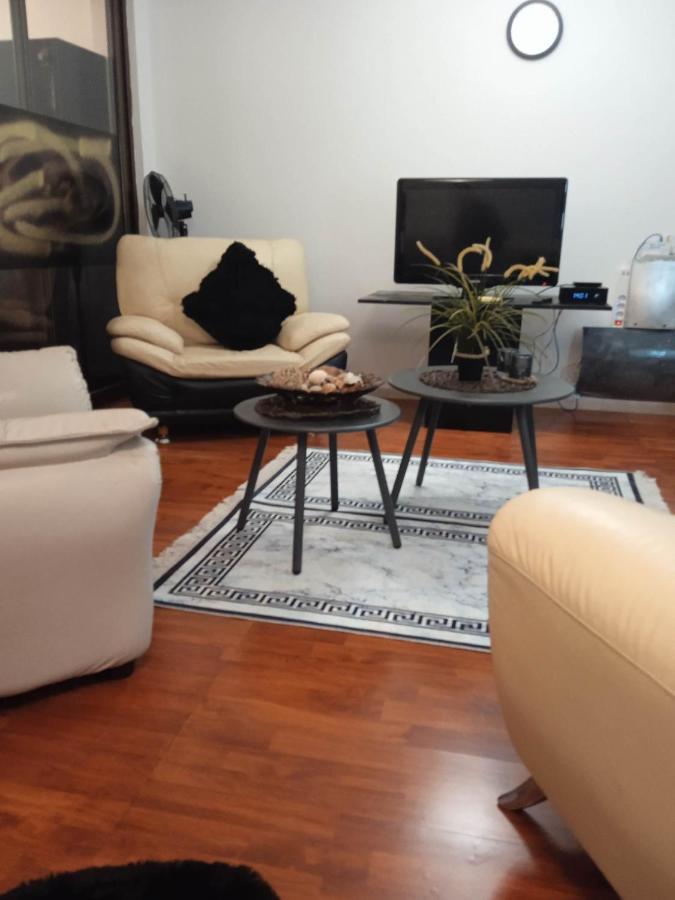 Lovely Cozy Apartment In The Entrance Of Nicosia Aglantzia Extérieur photo