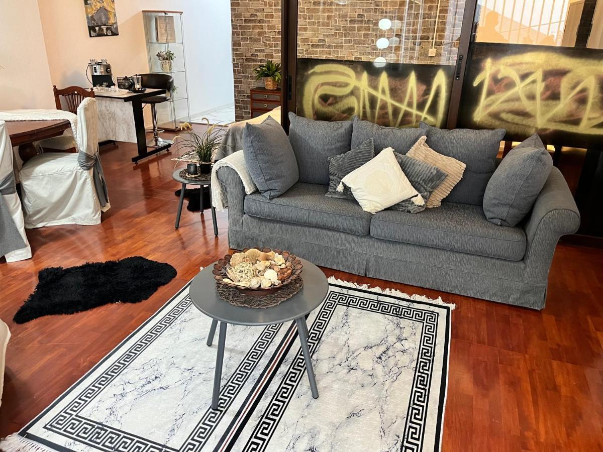 Lovely Cozy Apartment In The Entrance Of Nicosia Aglantzia Extérieur photo